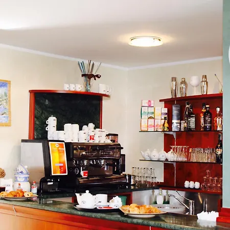 酒店 Blue 切塞纳蒂科